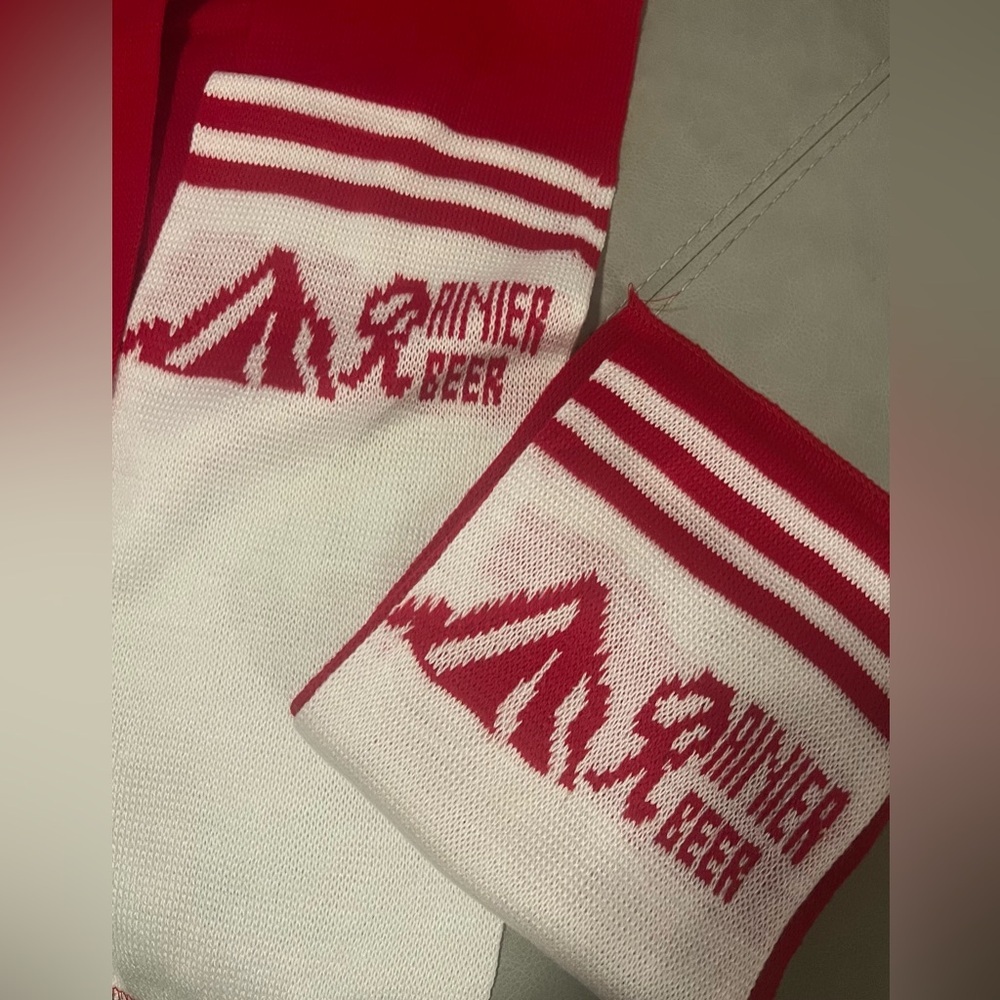 Rainier Beer scarf